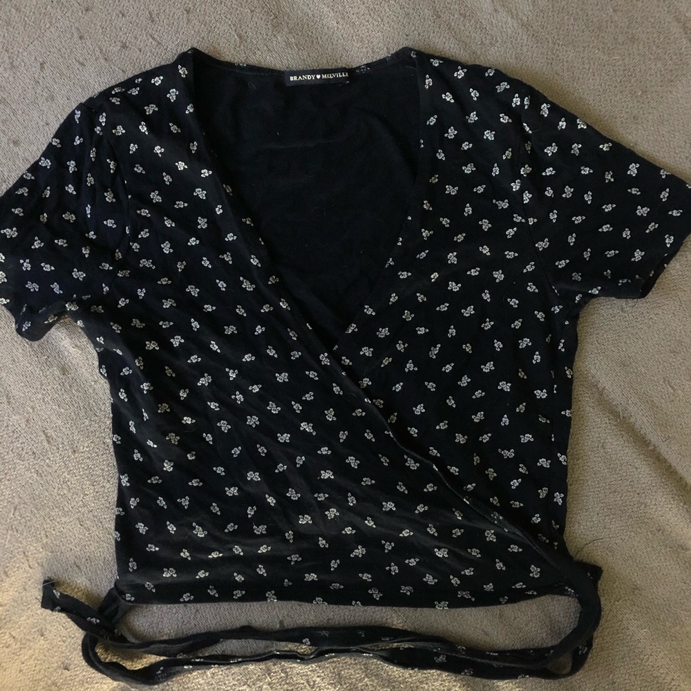 Brandy Melville Wrap around Top